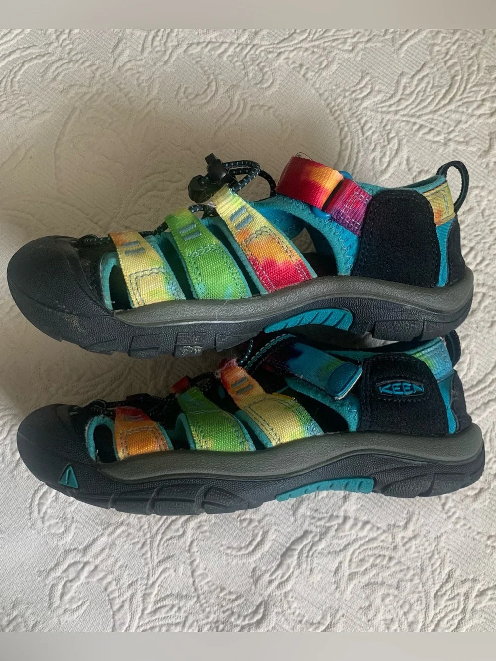 Keen Newport H2 Rainbow Tie Dye Big Kids' Size 2 Outdoor Water Sandal Shoes